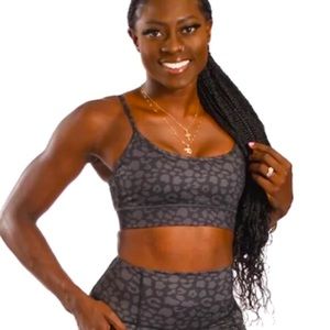 TYC Leopard Sports Bra black